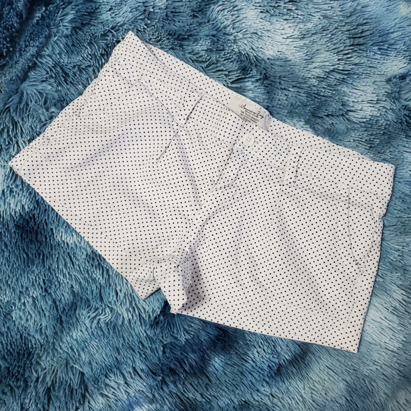 AMERICAN RAG~ WHITE & BLACK POLKA DOTTED SHORTS! - Picture 1 of 10